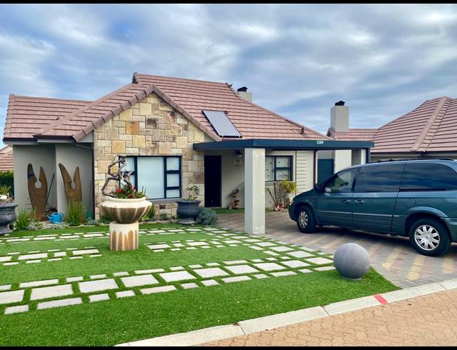 2 BEDROOM RETIREMENT UNIT TO LET IN DANA BAY